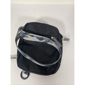 Ozark Trail‎ Santa Ana Crossbody Purse Zip Around EUC